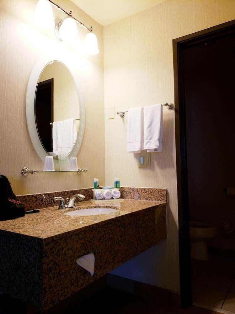 Express Mesa Verde-cortez By Ihg Hotel Cortez